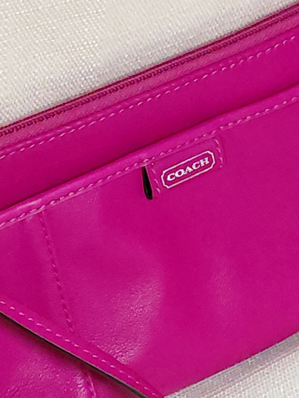 COACH Plum Pink Wristlet Clutch - Picture 3 of 8